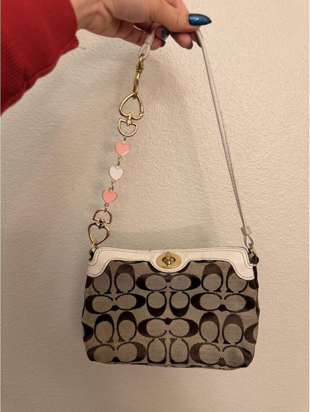 Vintage White Coach Turnlock Wristlet